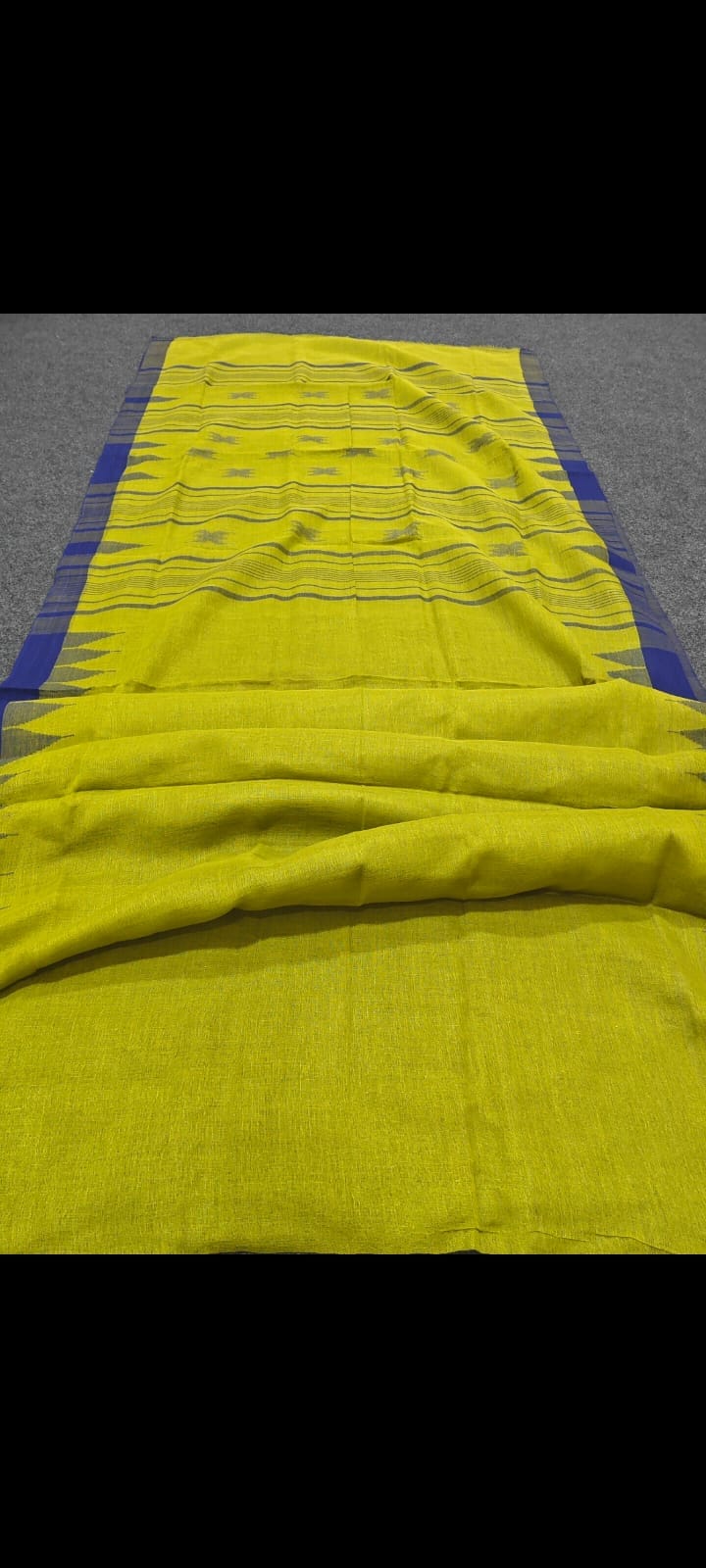 Authentic handloom
monipuri cotton saree
With bp