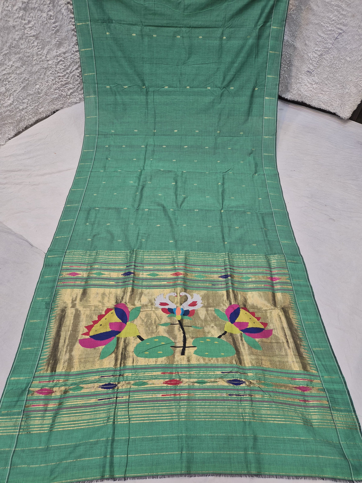 Ek muniya
cotton handwoven
paithanis