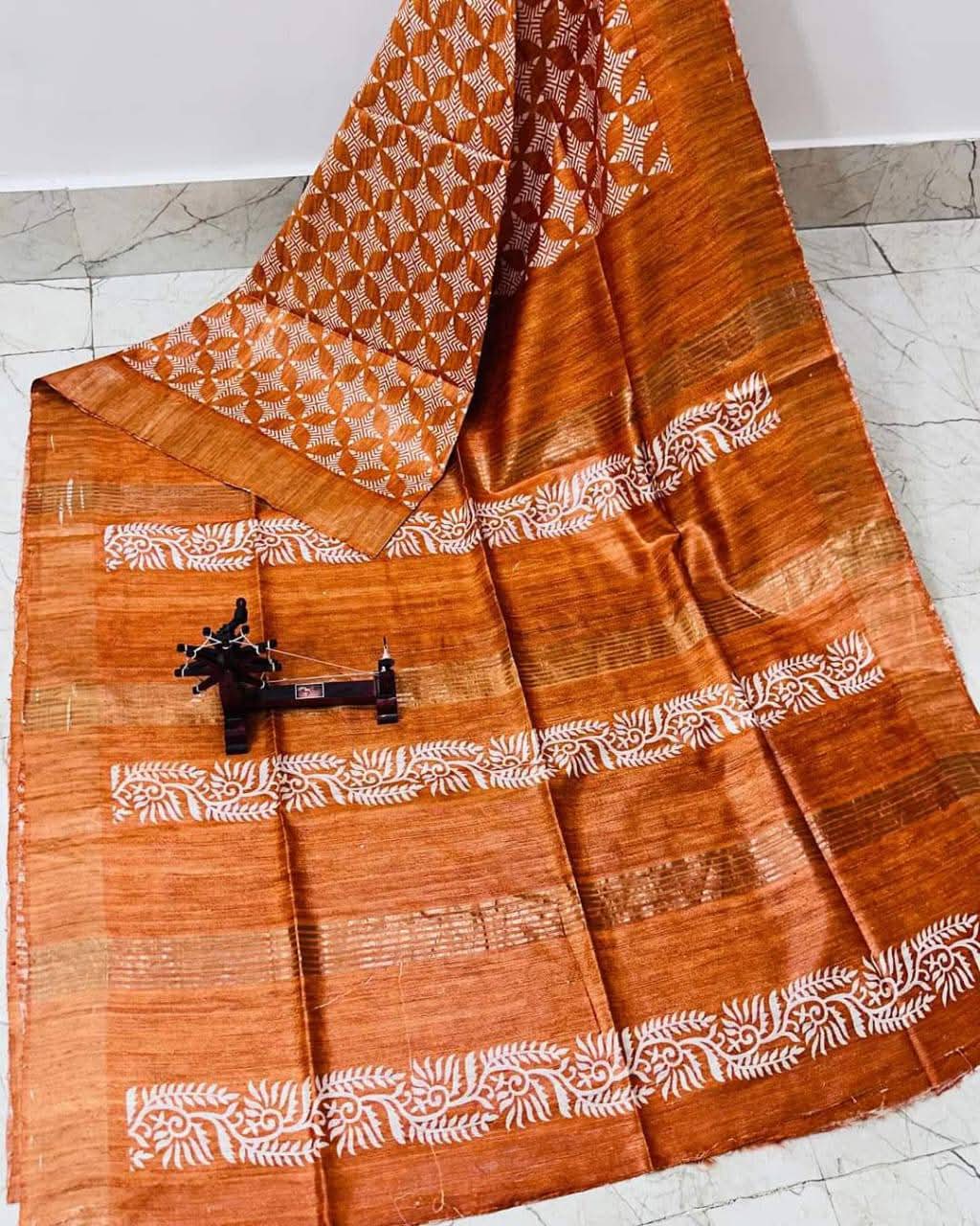 Turavya | Tussar Ghicha Screen Print Saree