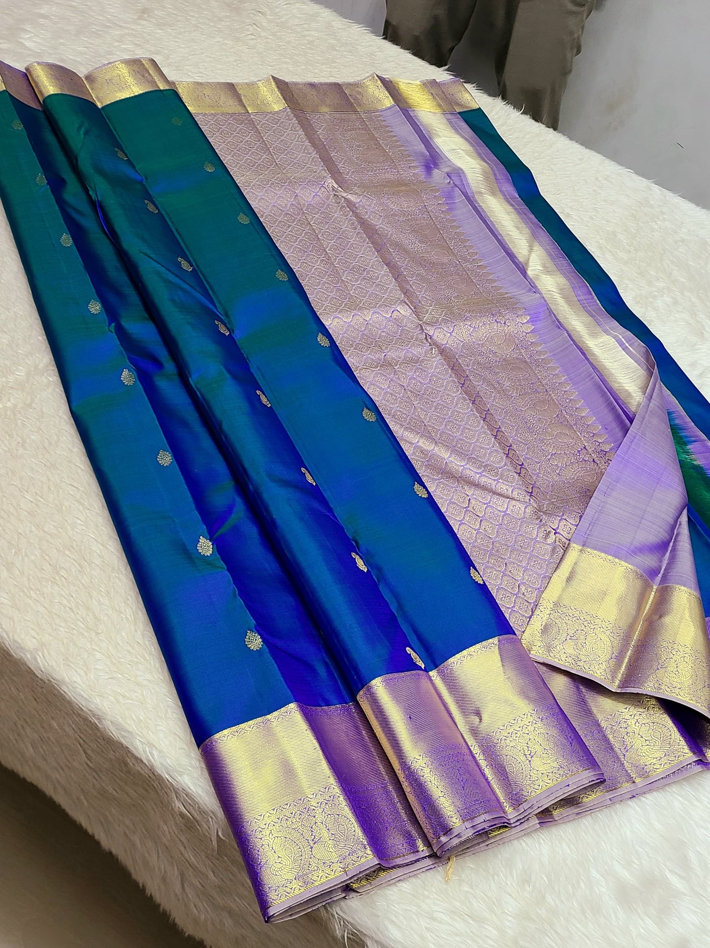 Visalakshi | 1G Gold Kanjeevaram Saree