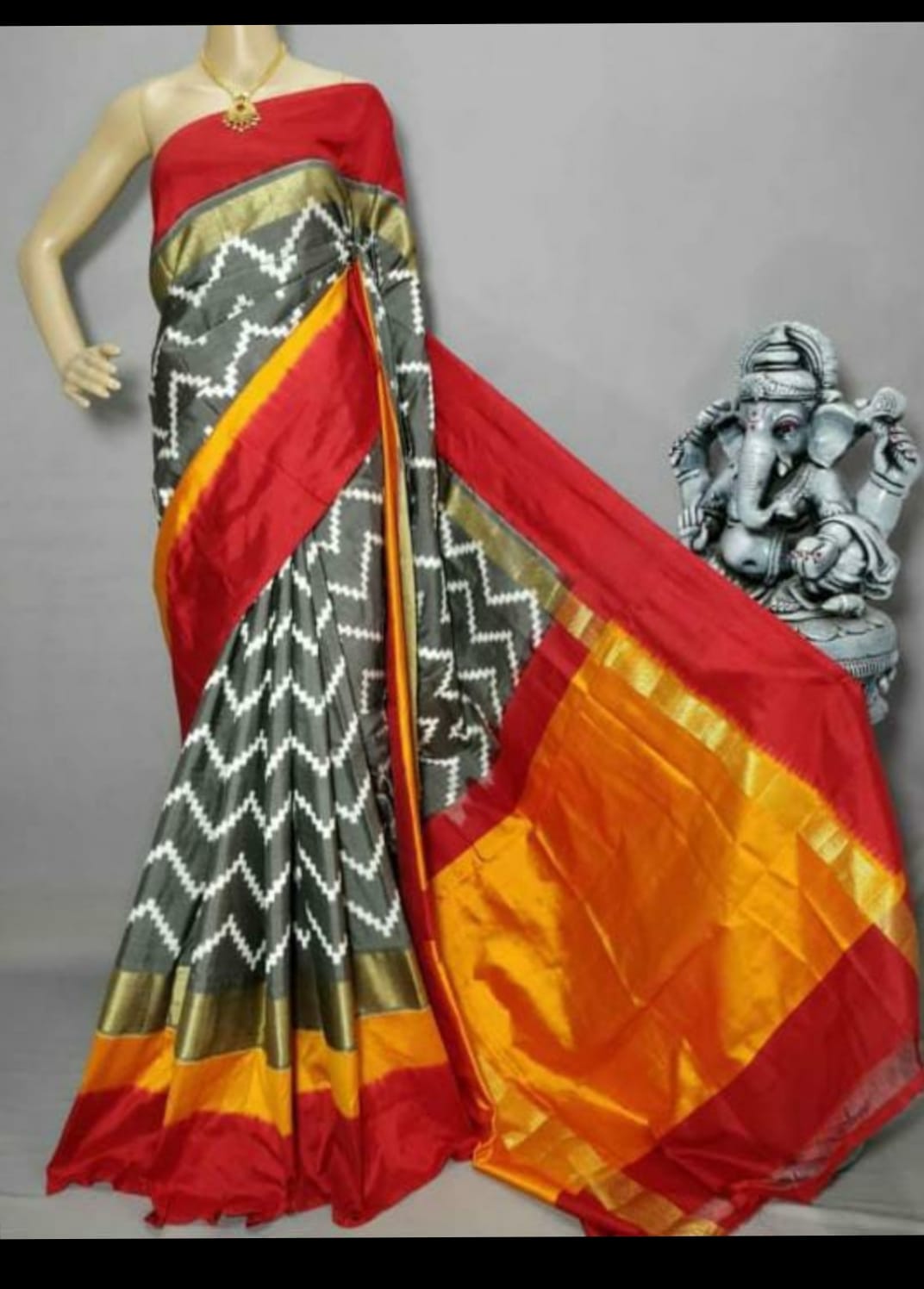Inshitha | Pochampally Ikkat silk saree