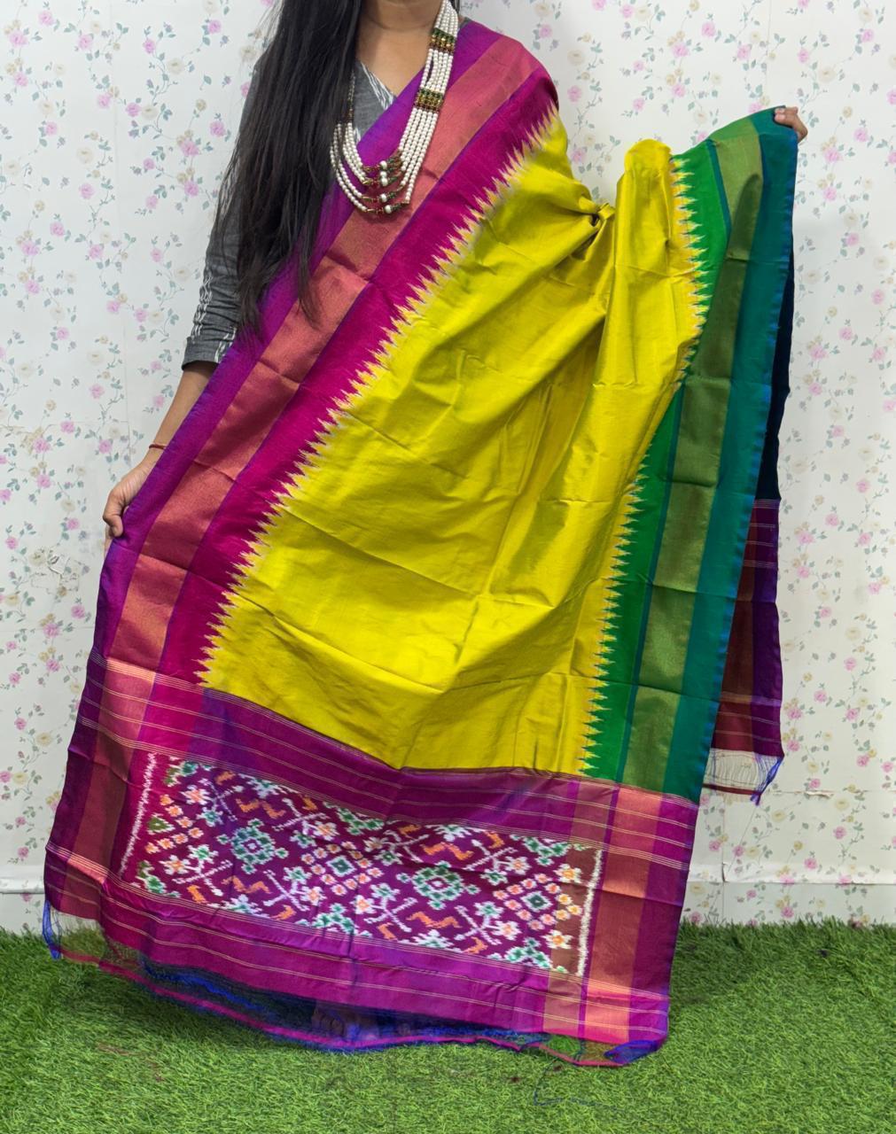 *IKKAT SILK DUPPATA*
*Length: 2.5 meters*
*Height: 36 inches*