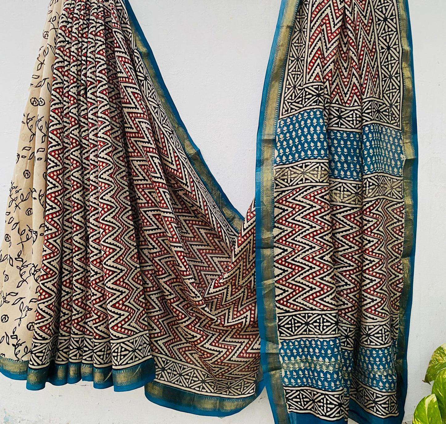 Baglisha | Block printed with Maheshwari border