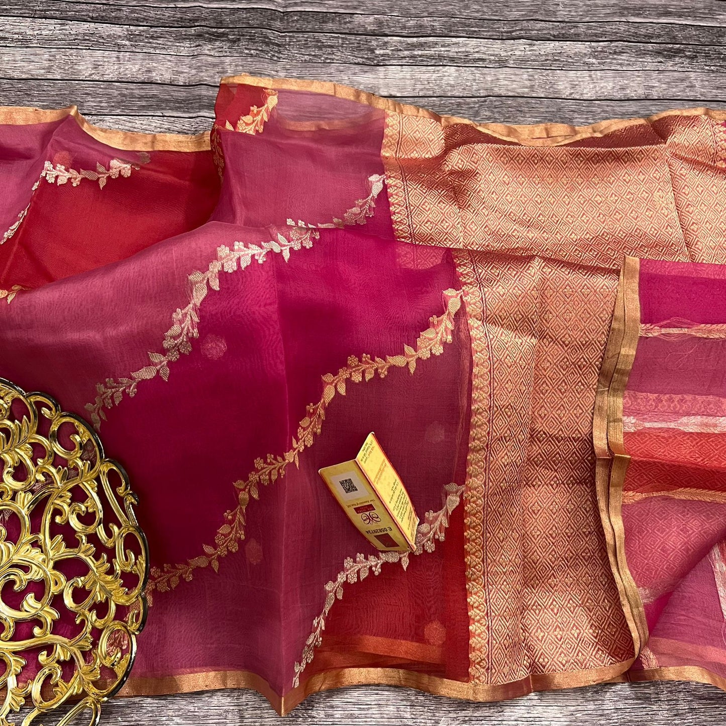 Riyaanshi | Rangkat banarasi Saree