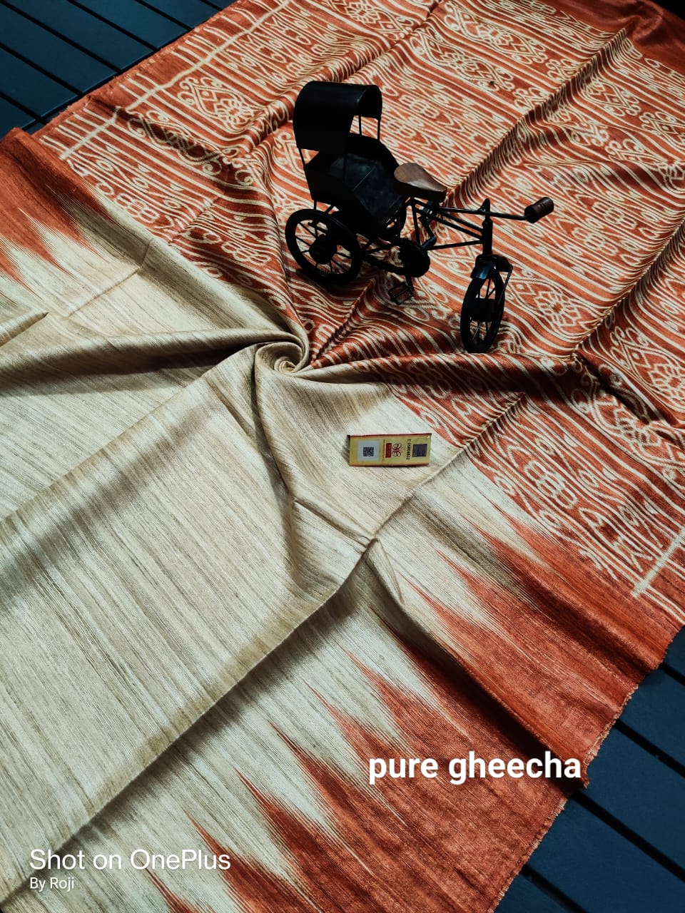 Pure tussar ghicha temple border ikkat print silk handloom saree with blouse pc.
Silk mark tag