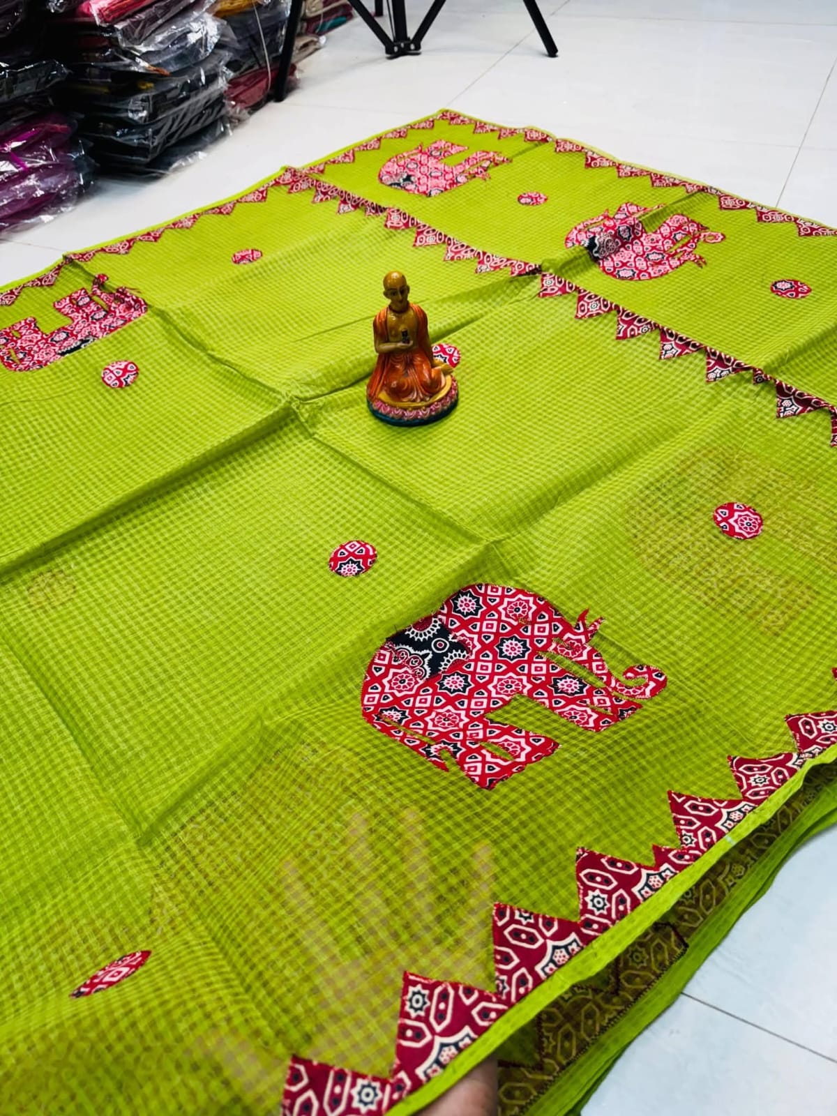 *Aplick work saree*
*No bp*
*Materials/ Resham Kota*
*All over Aplick work*