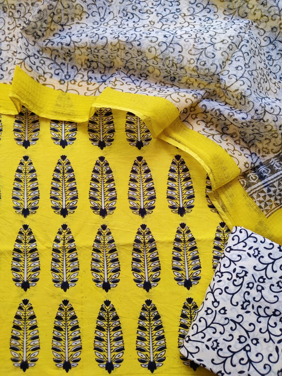 Block printed cotton suit with kota doriya duppta
Top @ bottom *cotton*
Duptta *kota doriya*