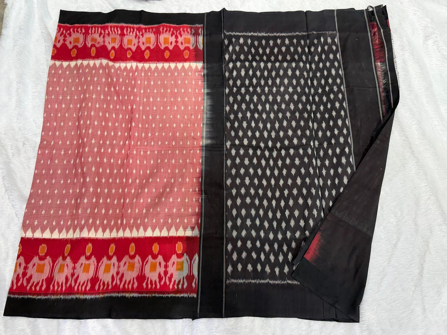 New arrivals
Pure Mercerized 100 count
double ikat cotton sarees
With blouse included with saree