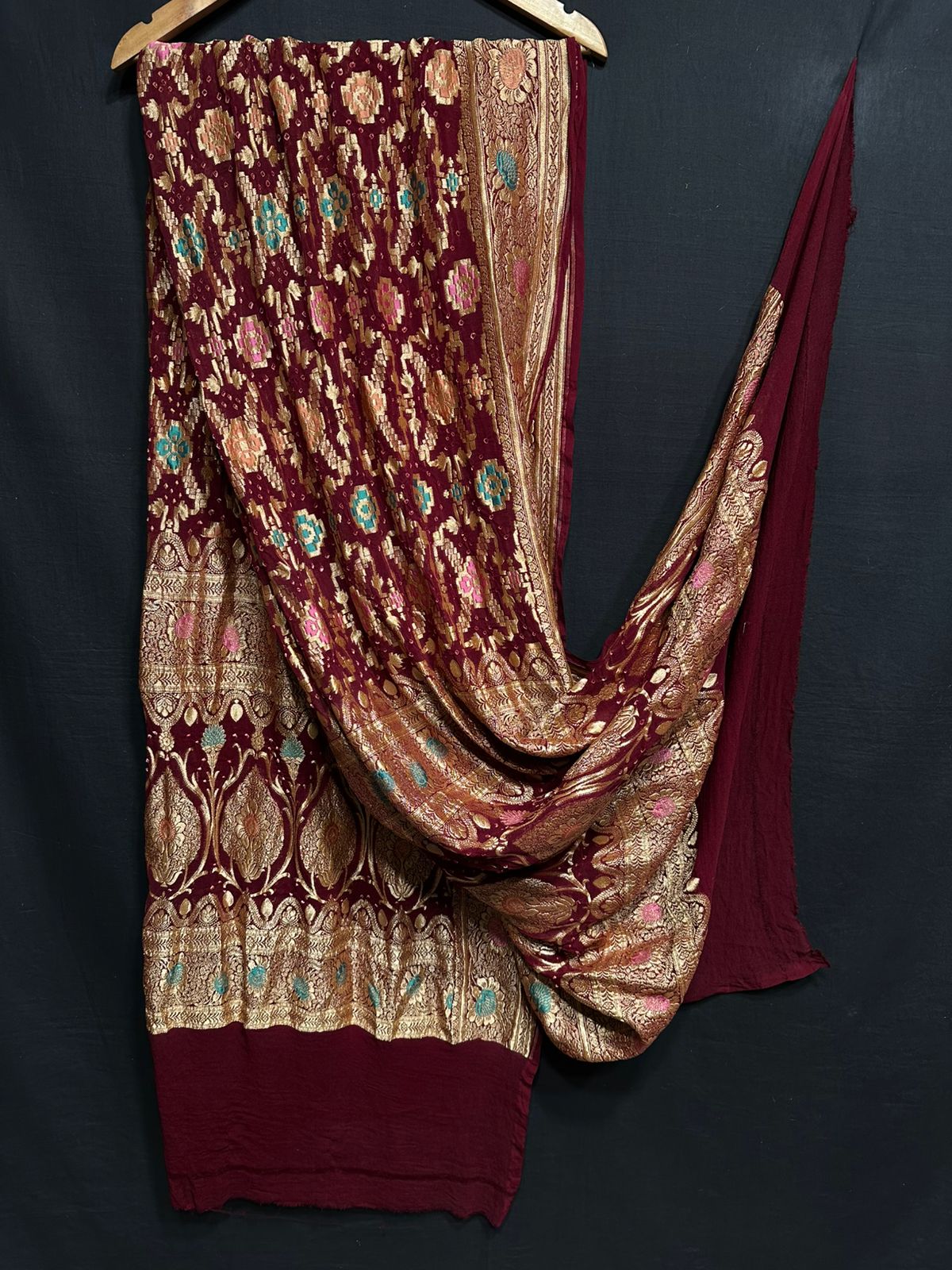 Bhaarya | Nimzari Bandhej Dupatta