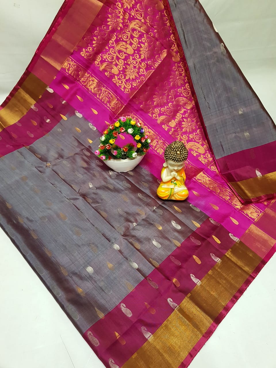 Urvi | Uppada Pattu Saree