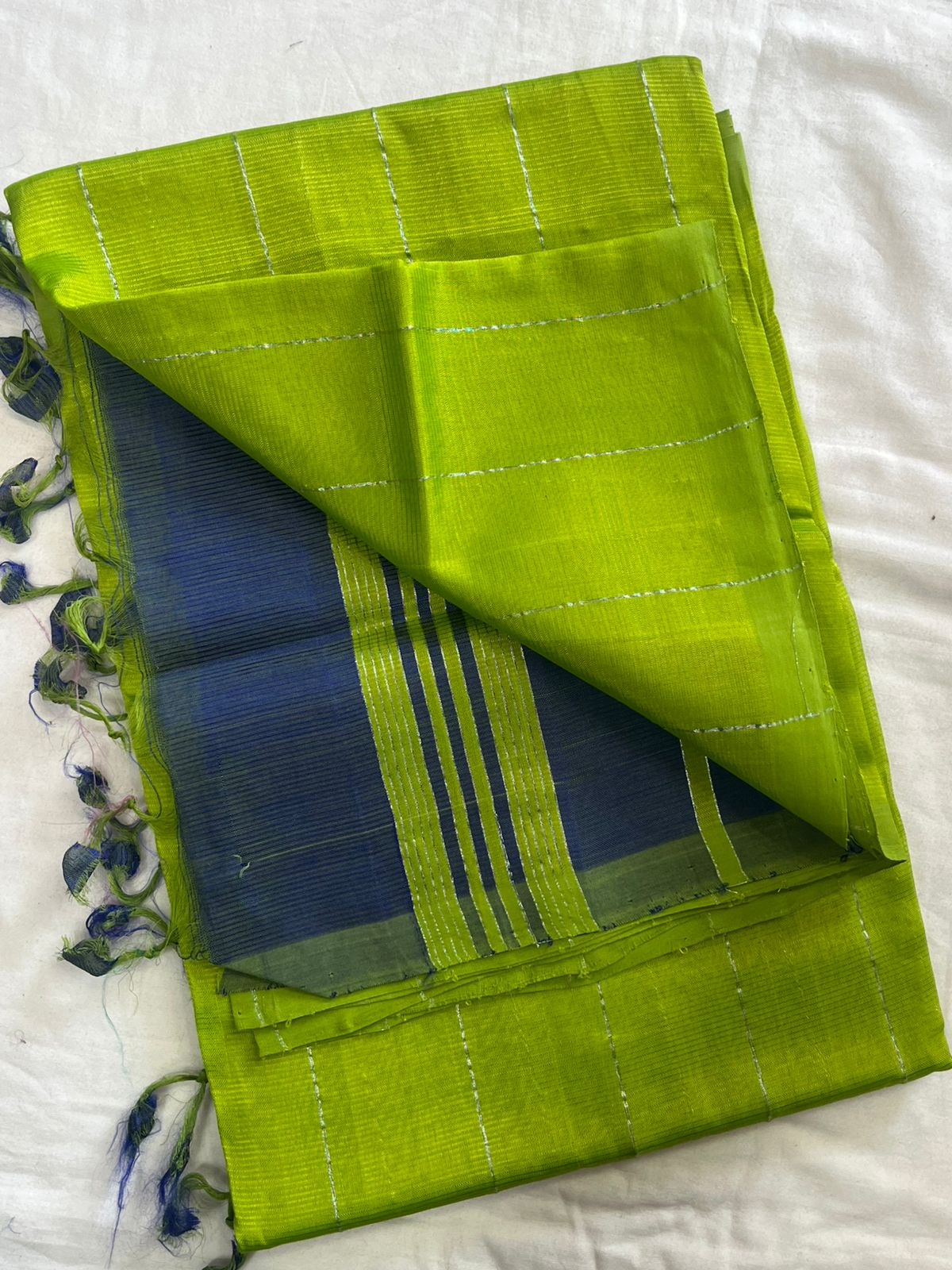 **Material **:- Mangalagiri handloom pattu by cotton
**Model **:- all-over zari lines model sarees
Contrast zari lines pallu & blouse