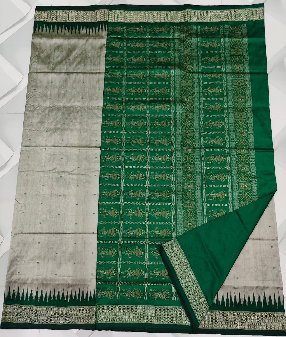 Ikvisha | Sambalpuri Saree