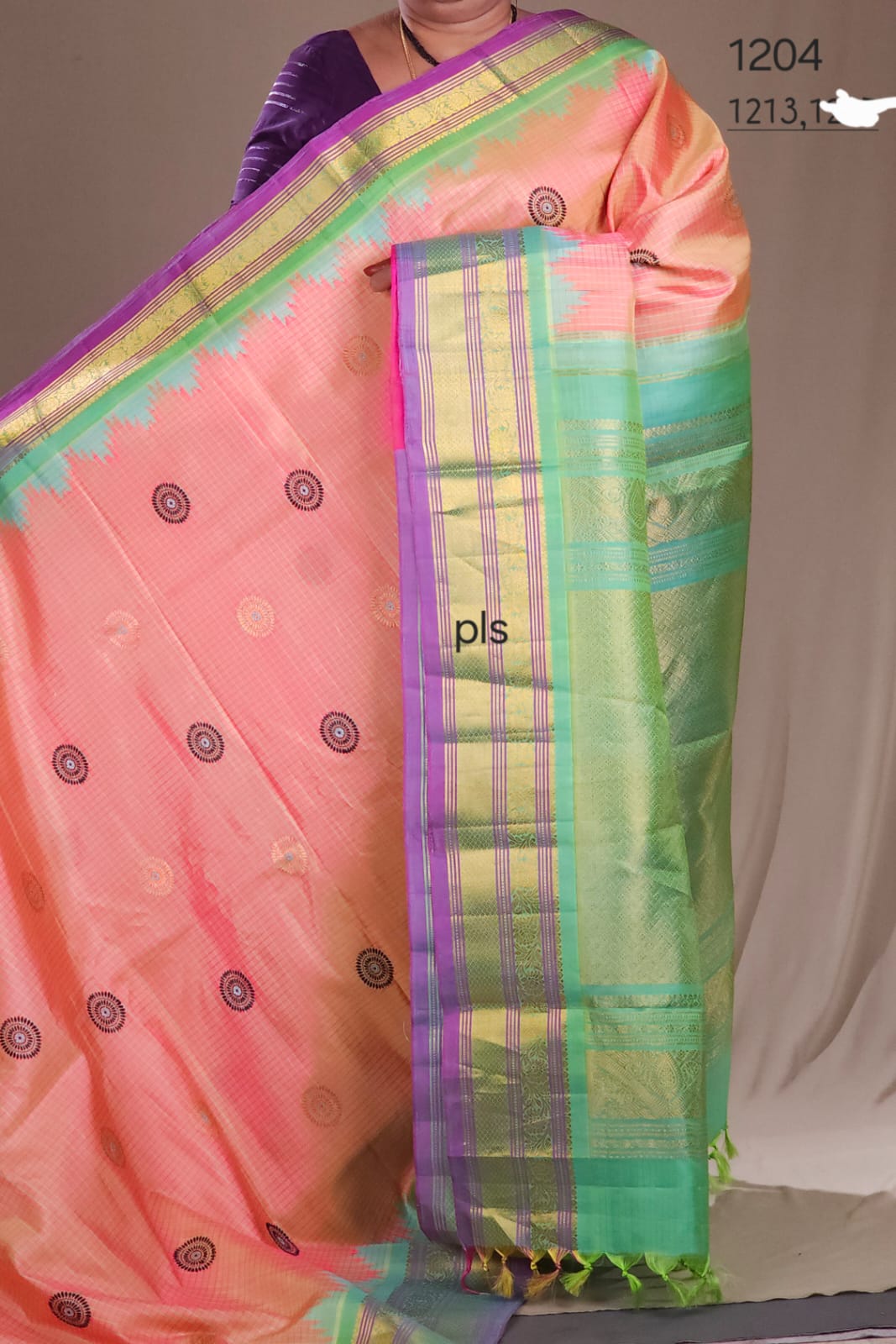 Gopeshwari | Pure Pattu Gadwal Sarees