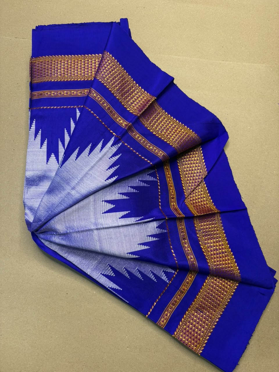 100%silk saree chikki paras Temple silk saree silk pallu contrast saree 6.2m