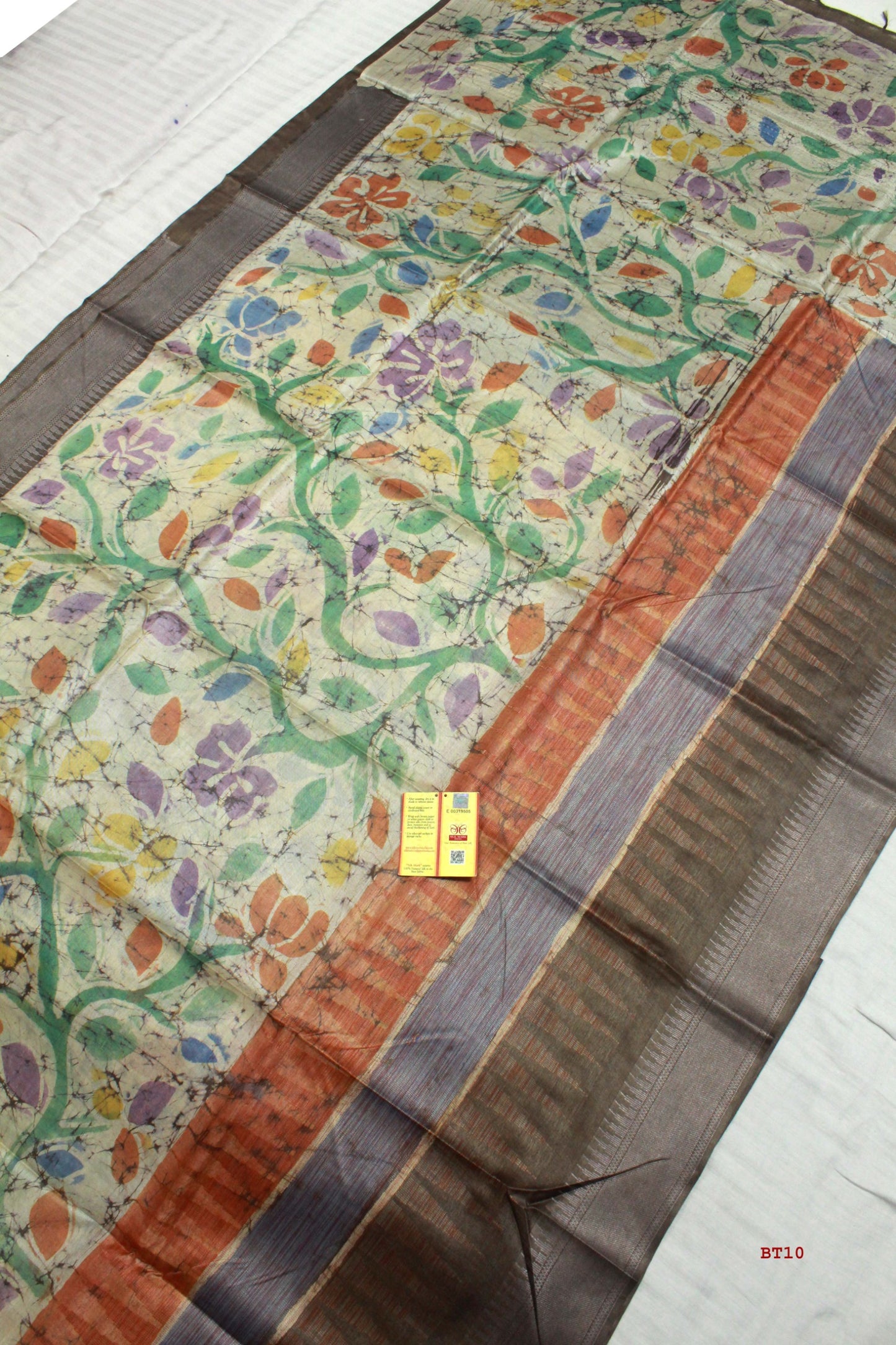 👆Pure Kosa Silk, Hand-batik Print Saree With Blouse Piece