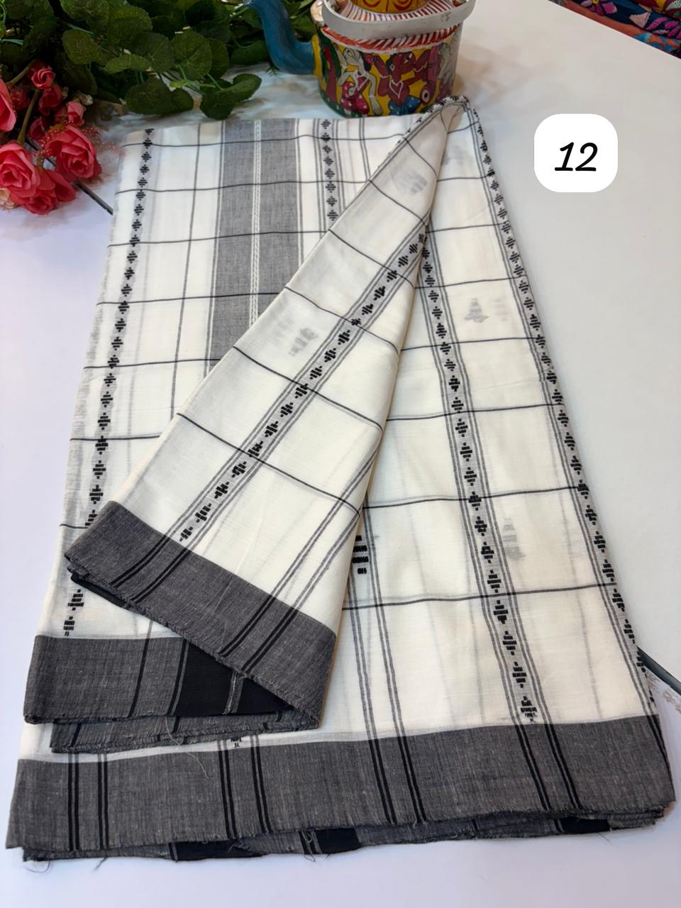 Handwoven pure Dhonekhali cotton ( 100 count cotton Dhonekhali saree)
Without BP(5.5 mtr)
