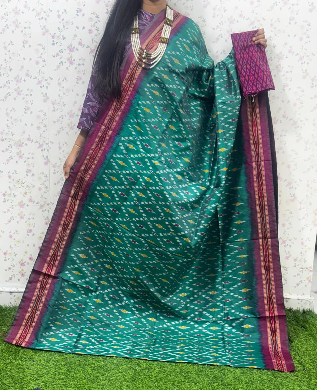 🌴 *Border Design sarees*
🌴 *Ikkat light weight Pattu Sarees*
🍃 *Special Designer Patterns*
With matching ikat sico blouse