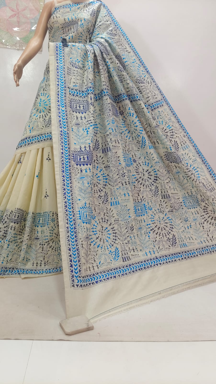 Pure Tassor kanthastich
with bp
Silk mark certified