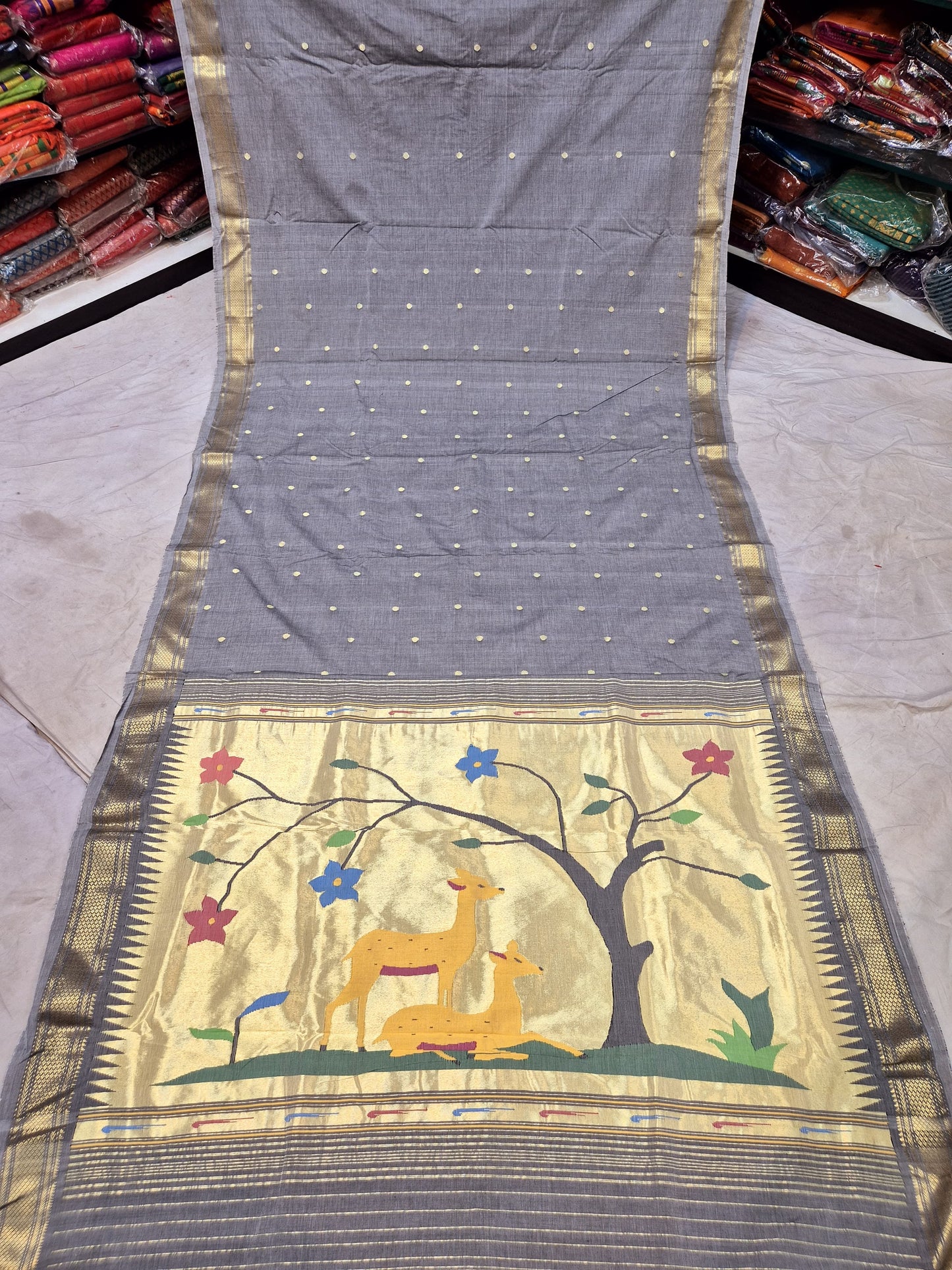 Onirya | Cotton Handloom Paithani Saree