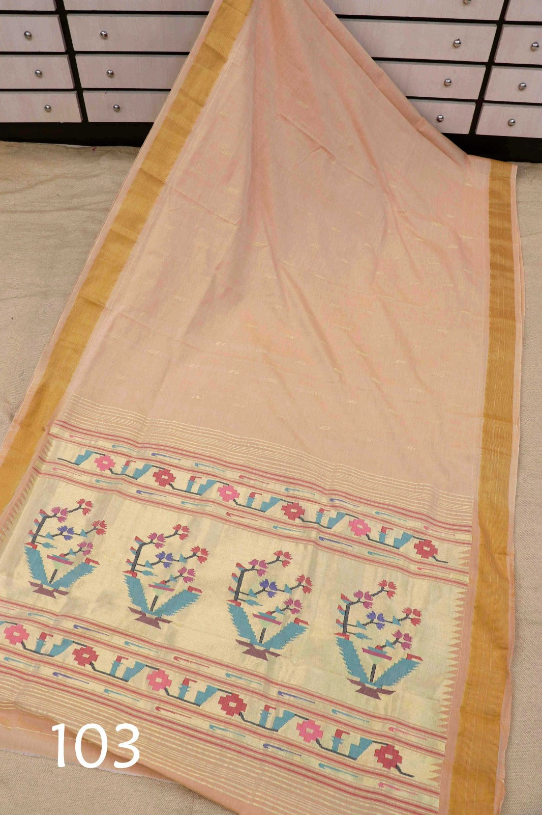 Xeyani | Cotton Handloom Paithani Saree
