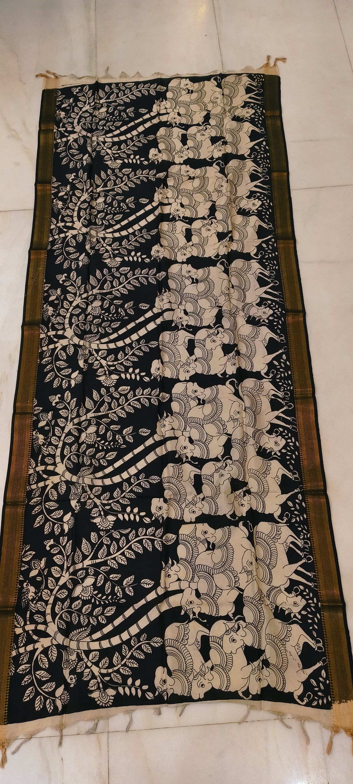Kaamna | Kalamkari dupatta on mangalagiri silk