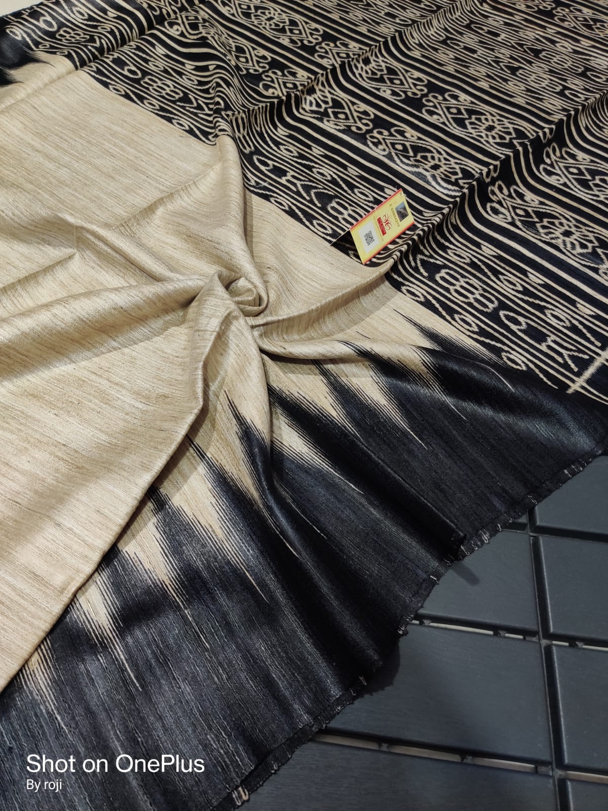 tussar gheecha screen printed saree with silk mark