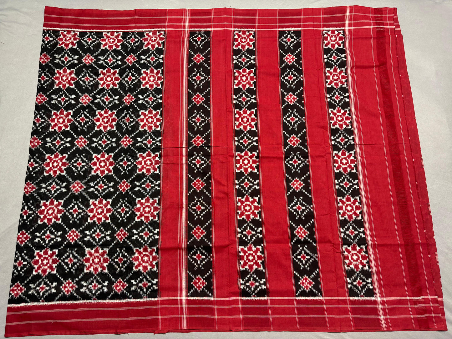 💐FABULOUS COLLECTIONS OF SPECIAL TELIYA RUMAL MESRISED COTTON SAREES💥
💐with blouse
💐thread count:-100
💐Exclusive designs