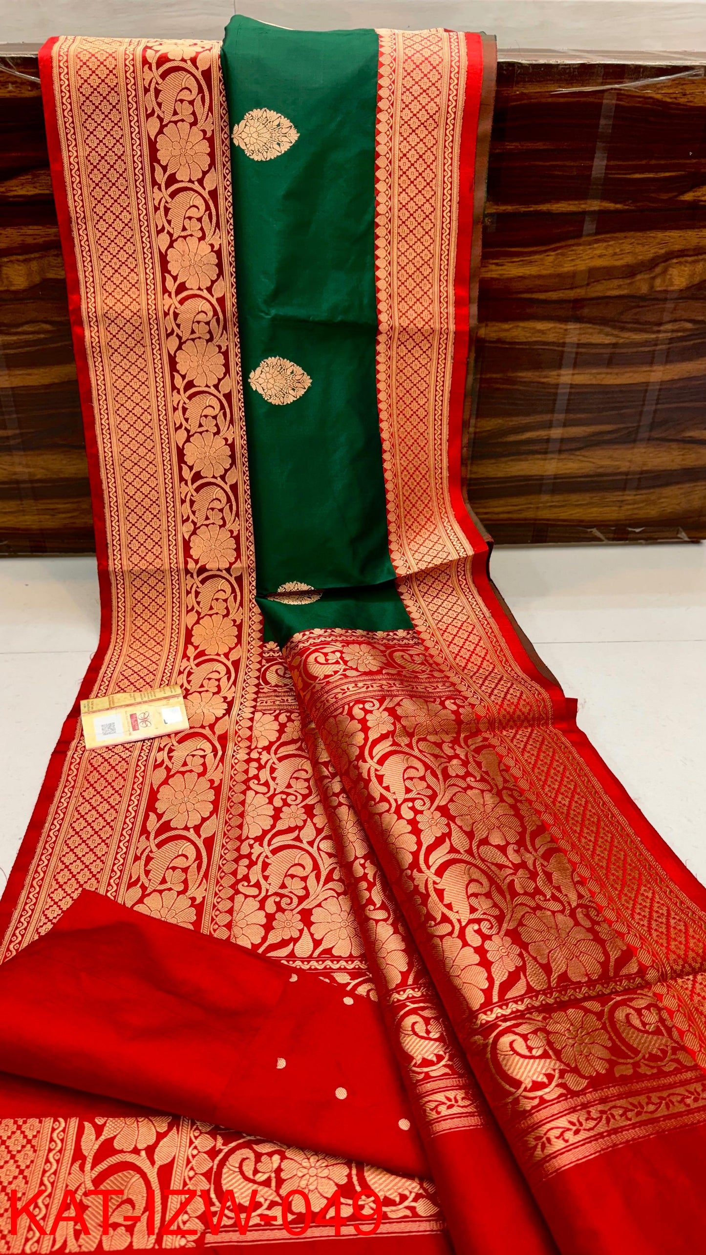 Aadhyaita | Banarasi Katan Silk Saree