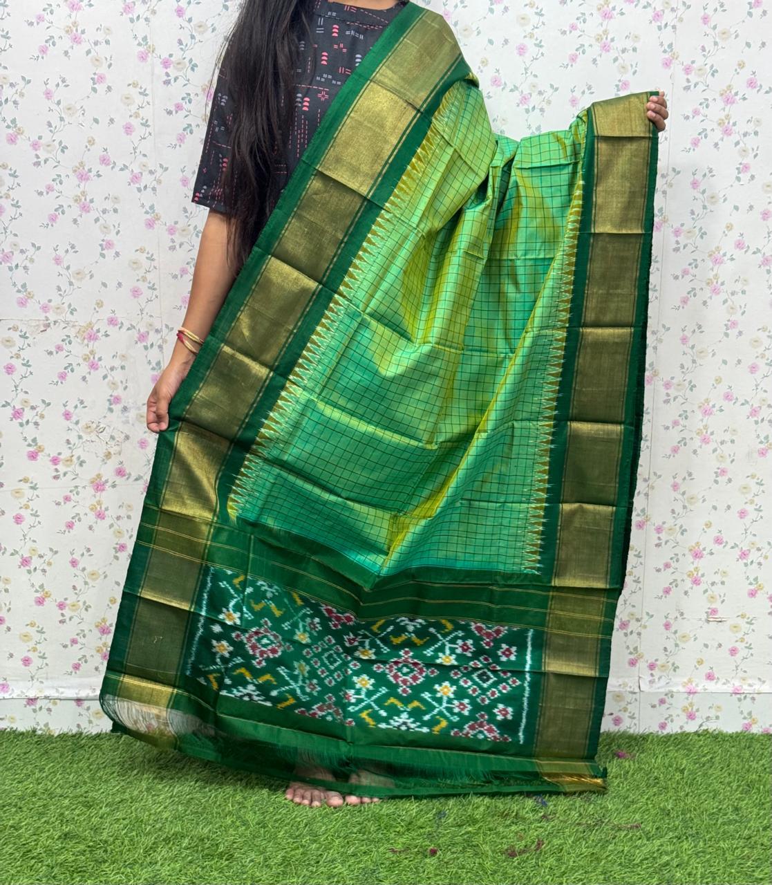 Inu | Ikat Pure Silk Dupatta