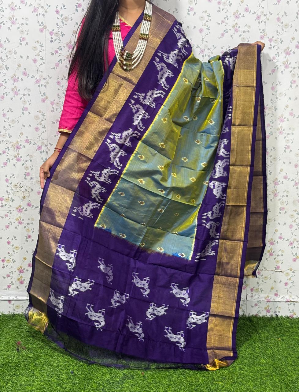 *IKKAT SILK DUPPATA*
*Length: 2.5 meters*
*Height: 36 inches*