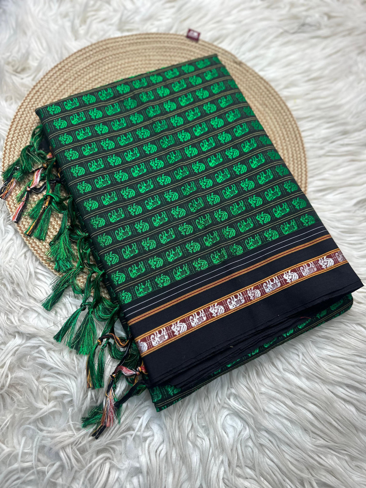 Ishika | Khun Saree