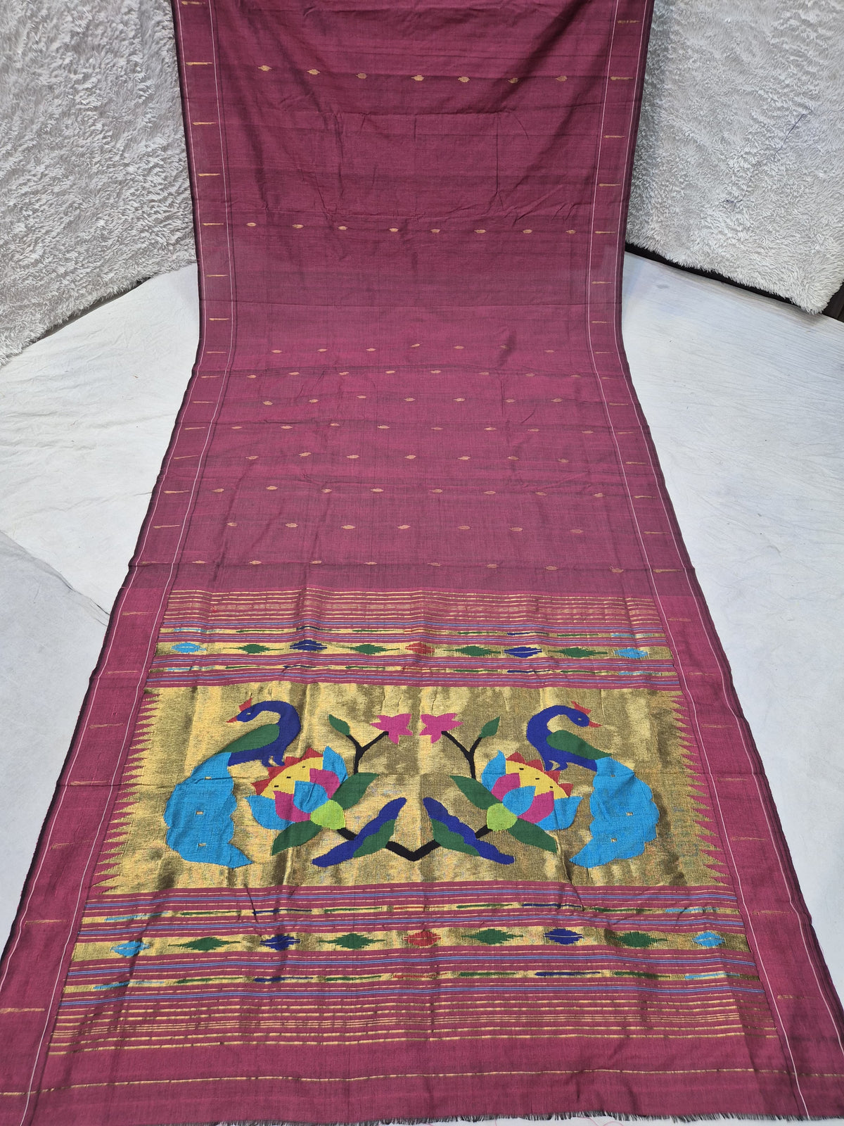 Ek muniya
cotton handwoven
paithanis