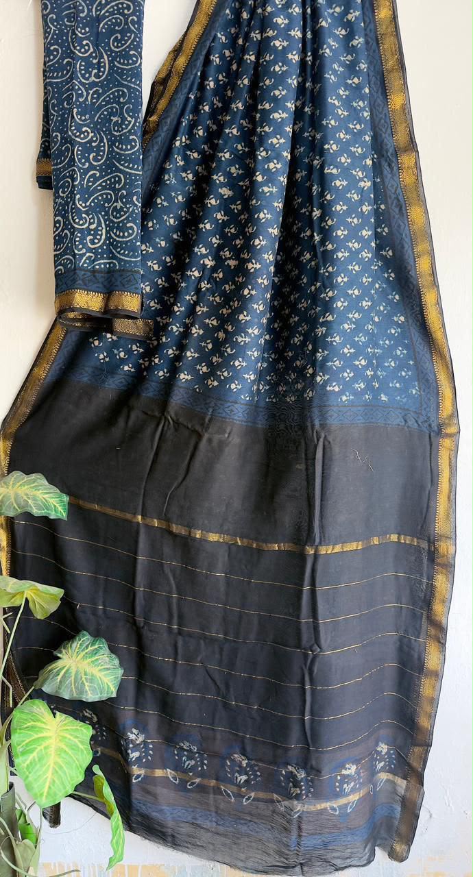 🍁Beautifully Crafted Maheshwari Silk Saree collection🍁
Specially Designed in Bagru jahota rapid dabu hand block print
100% Natural Dye
Fabric : Maheshwari Silk
Length : 5.5 Meters
Blouse Piece : 0.90 Meter