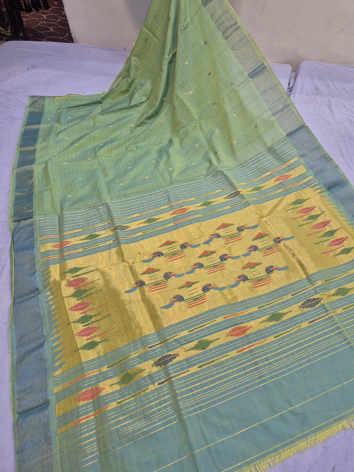 Classic Pure Cotton handloom paithani saree with 7 peacock pairs on pallav