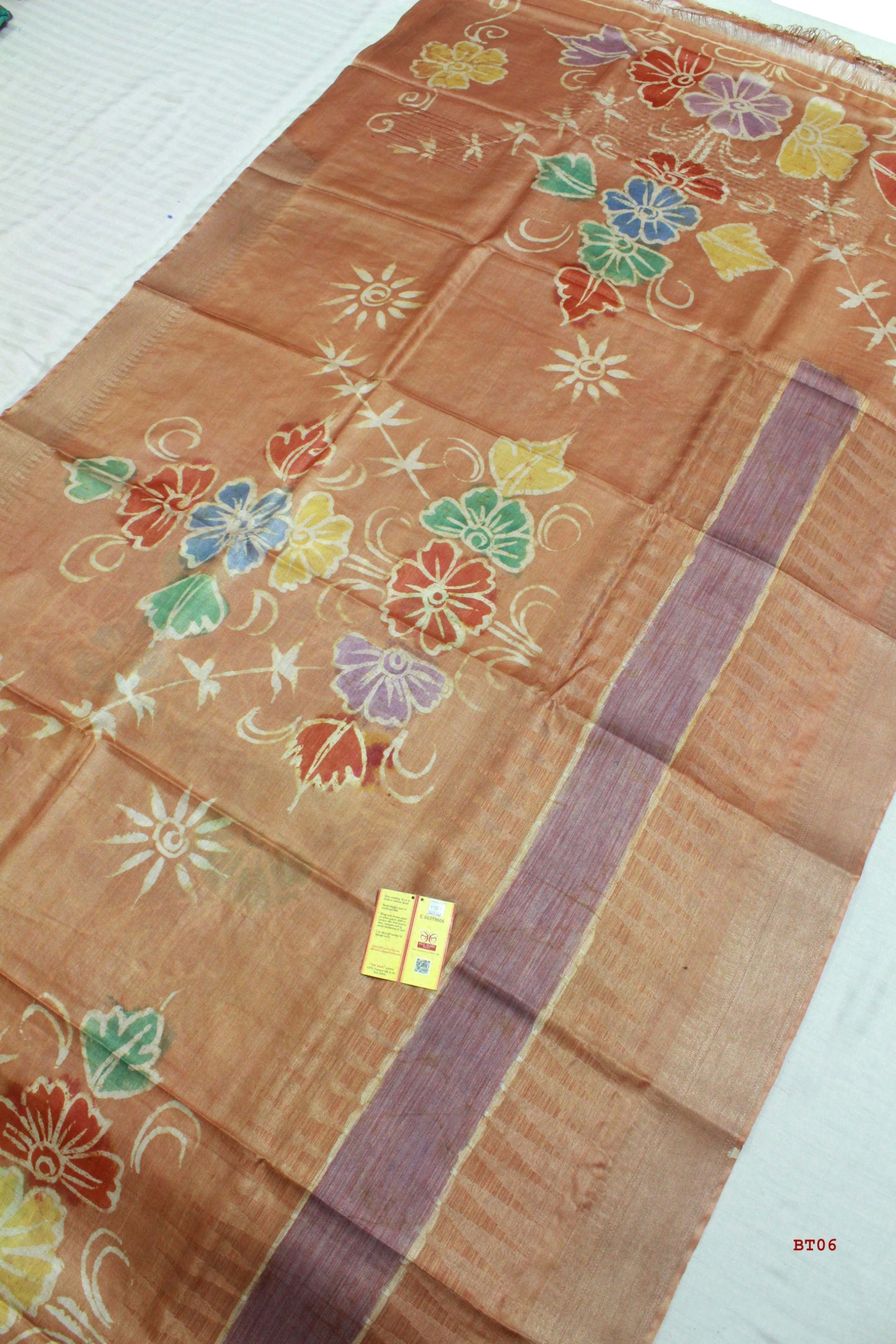 👆Pure Kosa Silk, Hand-batik Print Saree With Blouse Piece