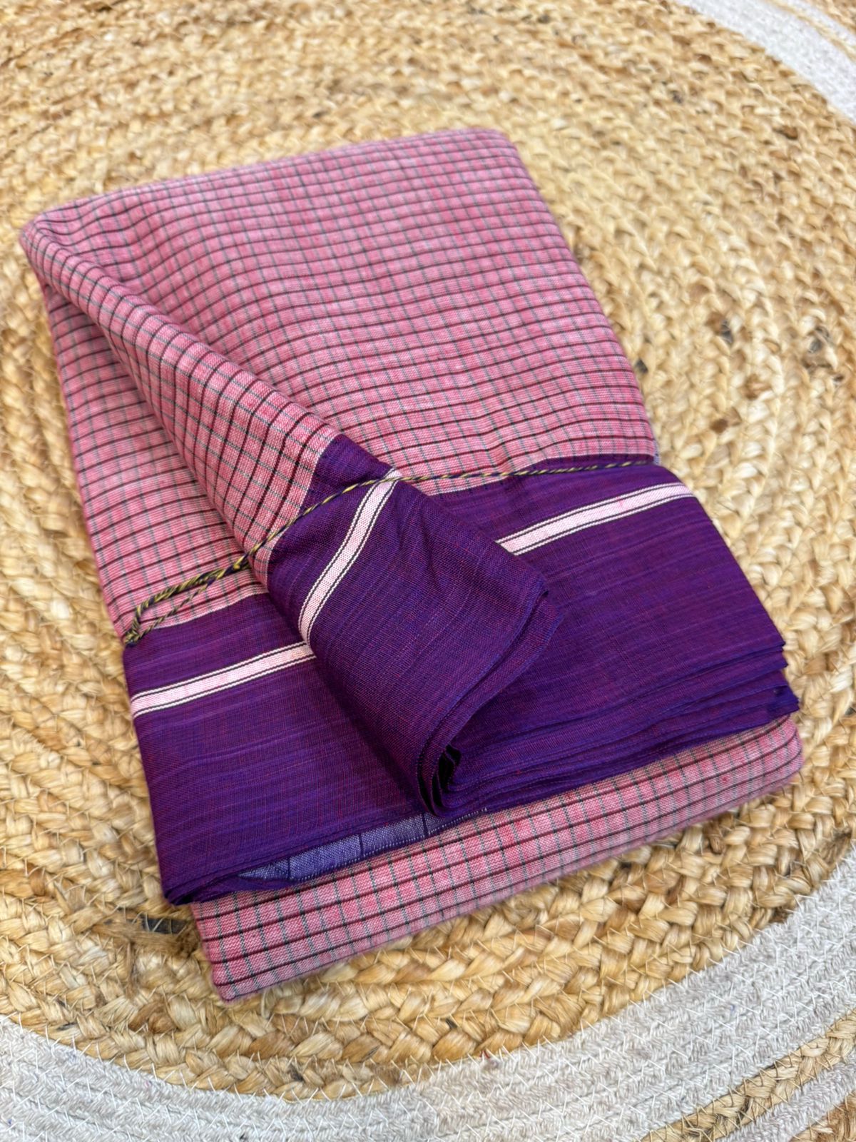 Paravi | Patteda Anchu Saree