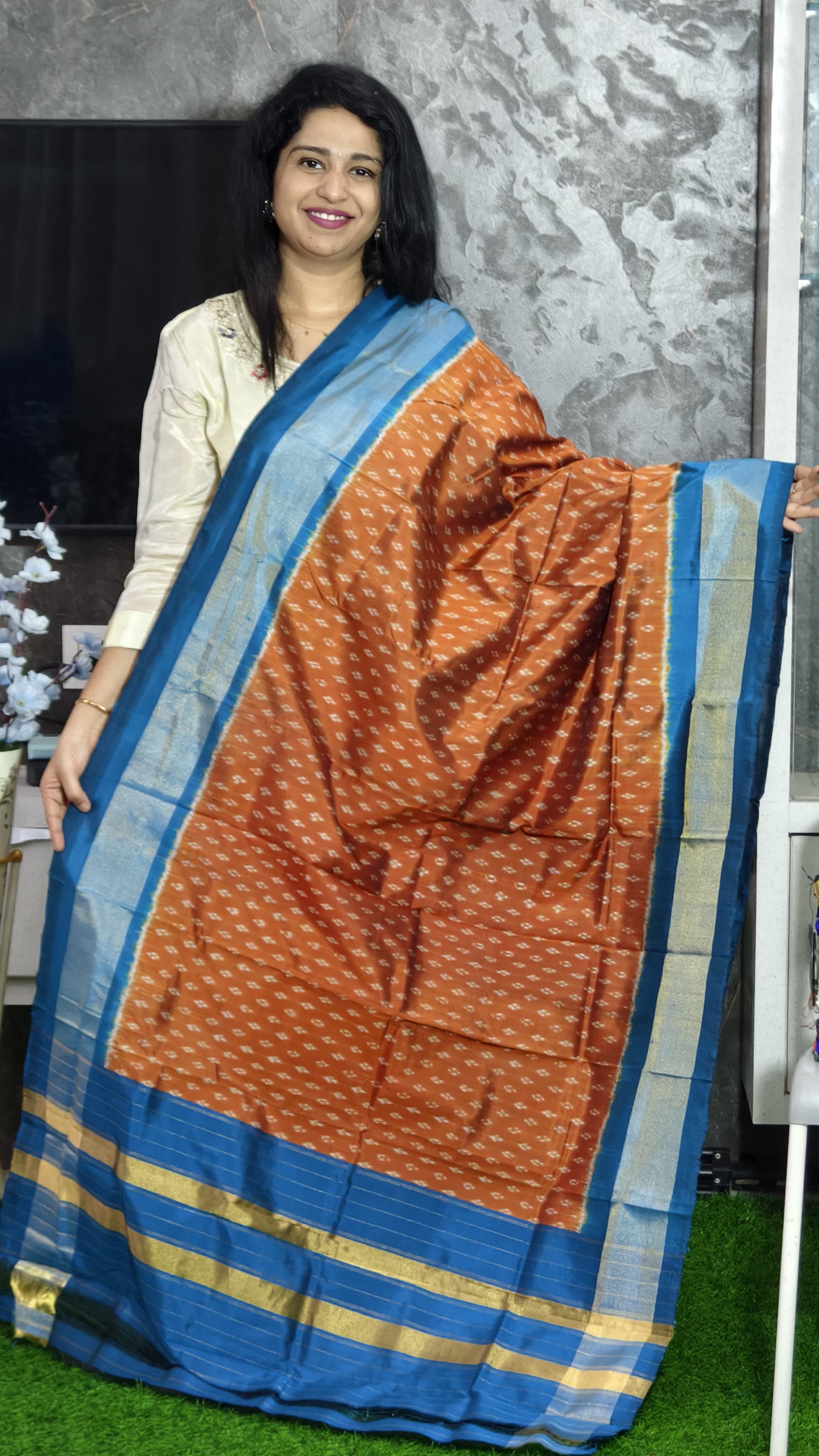 Ihita | Ikat pure silk dupatta