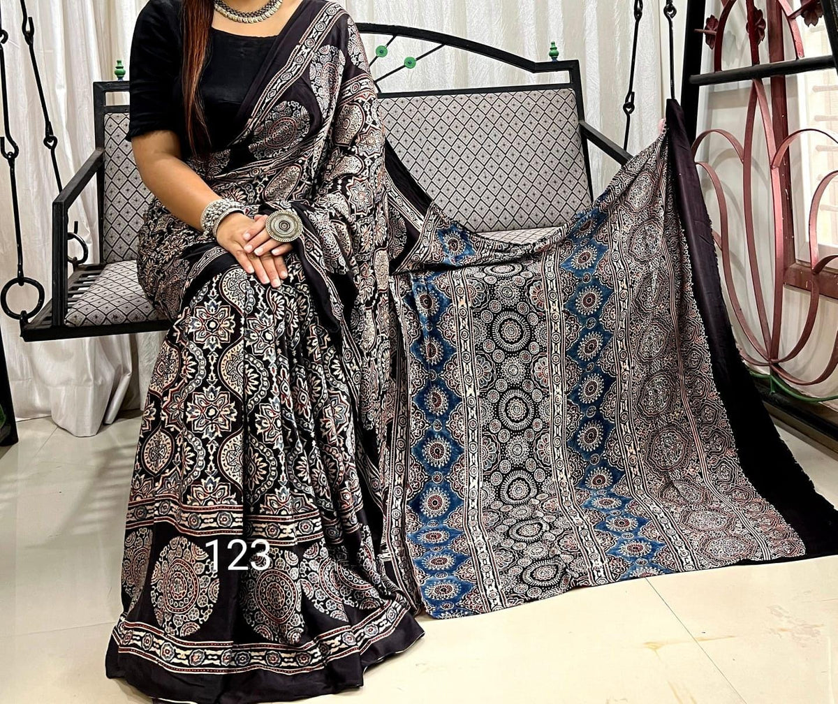 🥻 Pure Modal Silk Saree 🥻
🏕️ Natural / Vegetable Dyeing with Ajrakh Hand-Block Print
📦 All pics available
🎨 New colours / new patterns added 6.50...Full saree ..45..with