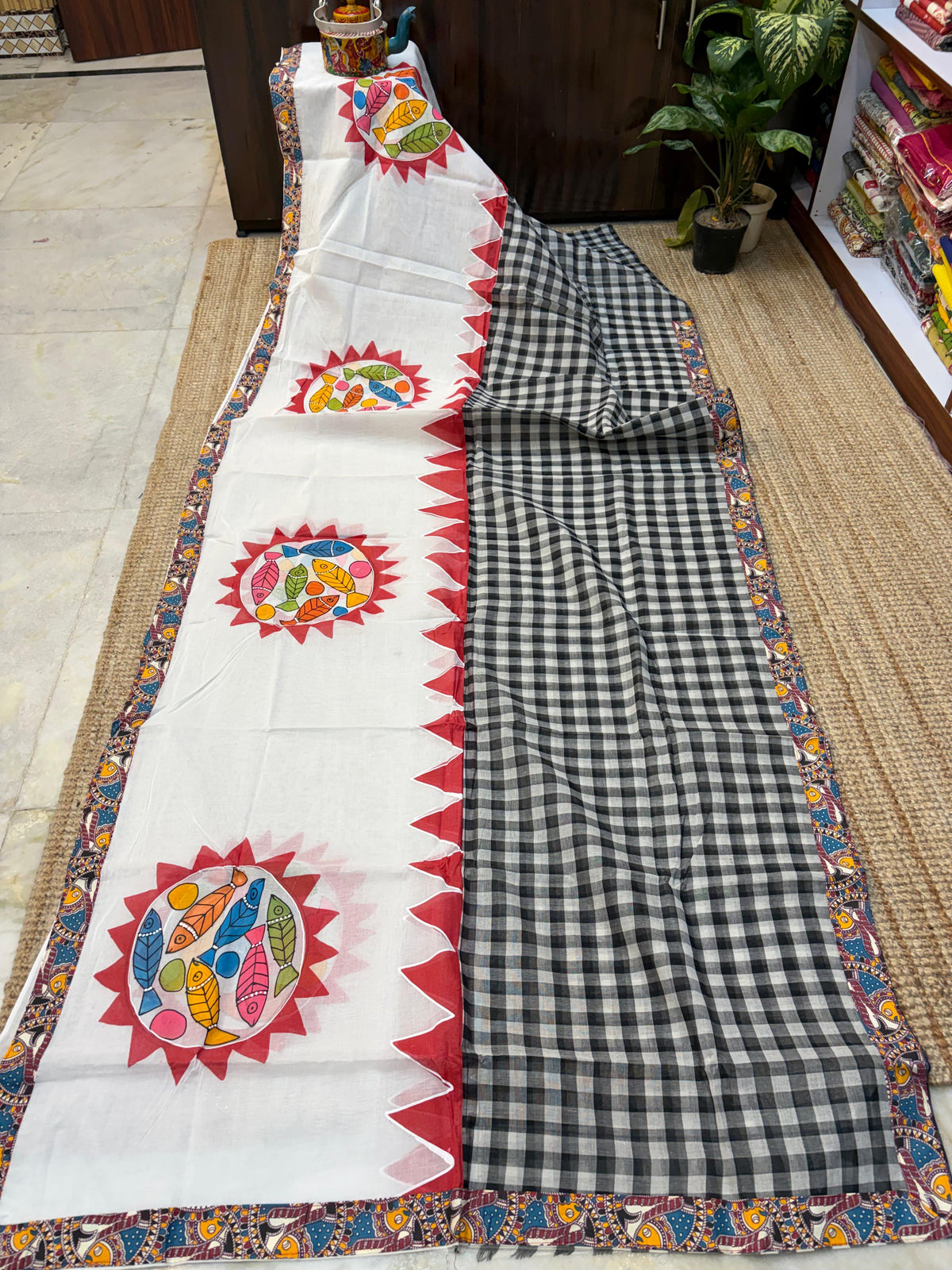 Boutique collection
2 in one
Hand painted & Dhonekhali Gamcha Saree Patchwork (Half - Half) on premium Quality dhonekhali tant With Kalamkari patchwork