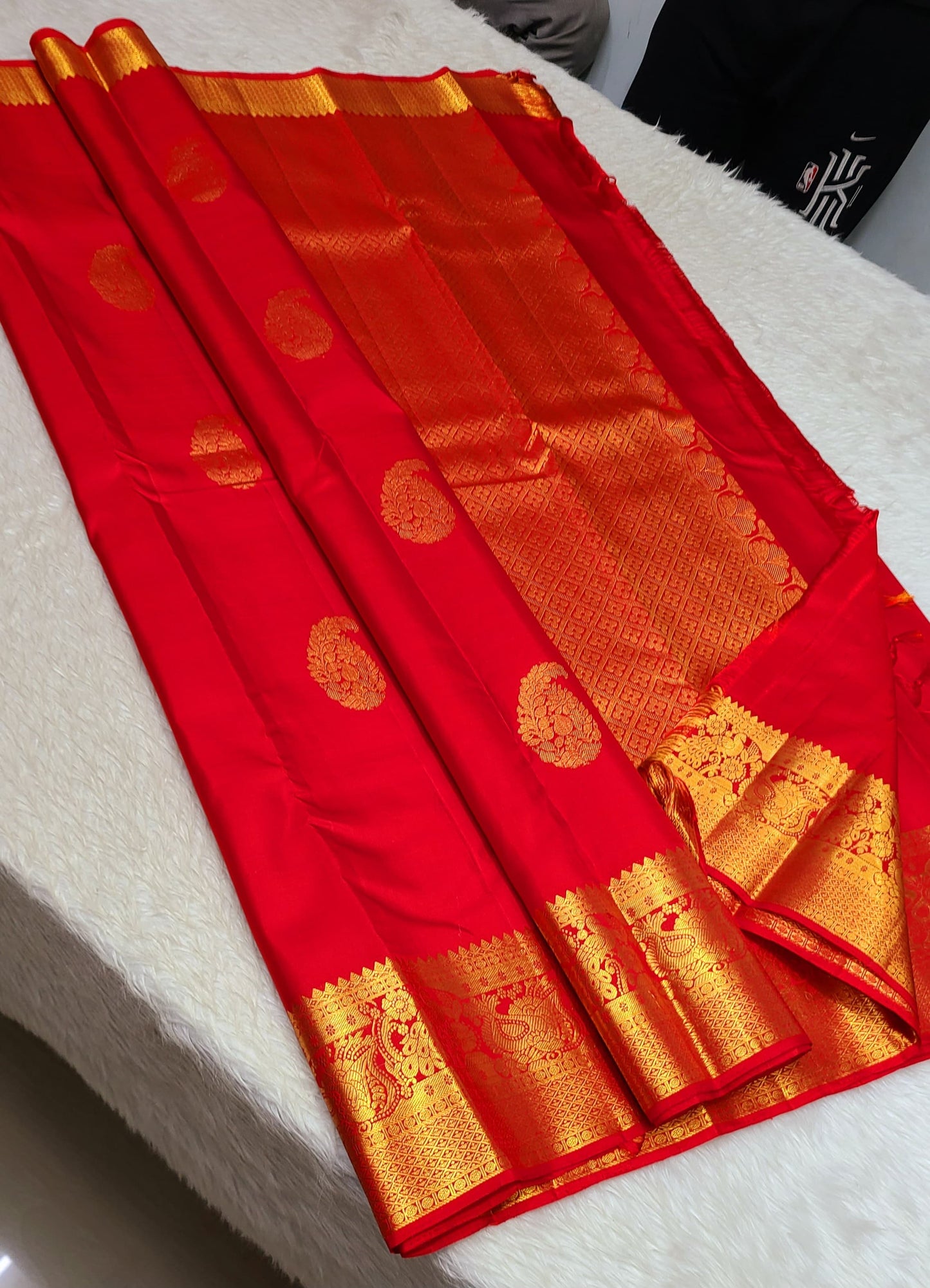 Neeli | 1G Gold Kanjeevaram Saree