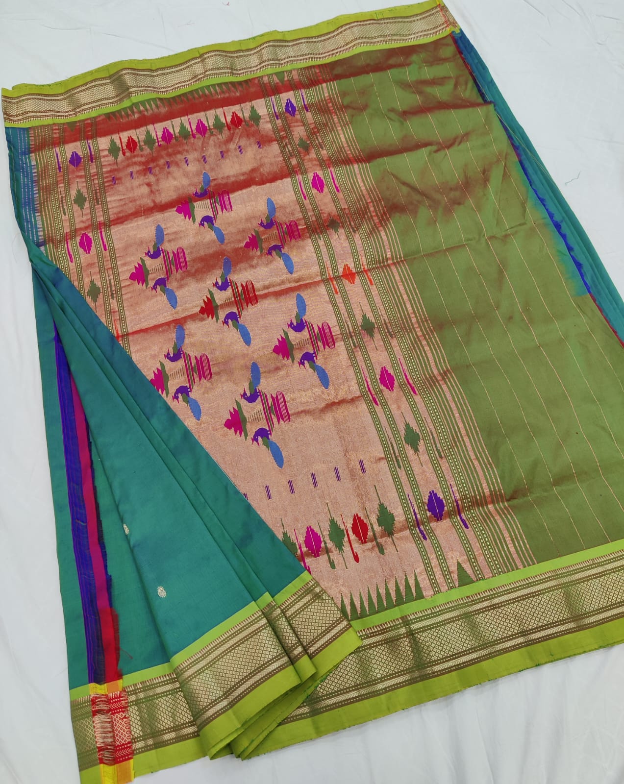 Poldani | Pure silk handloom Paithani Saree