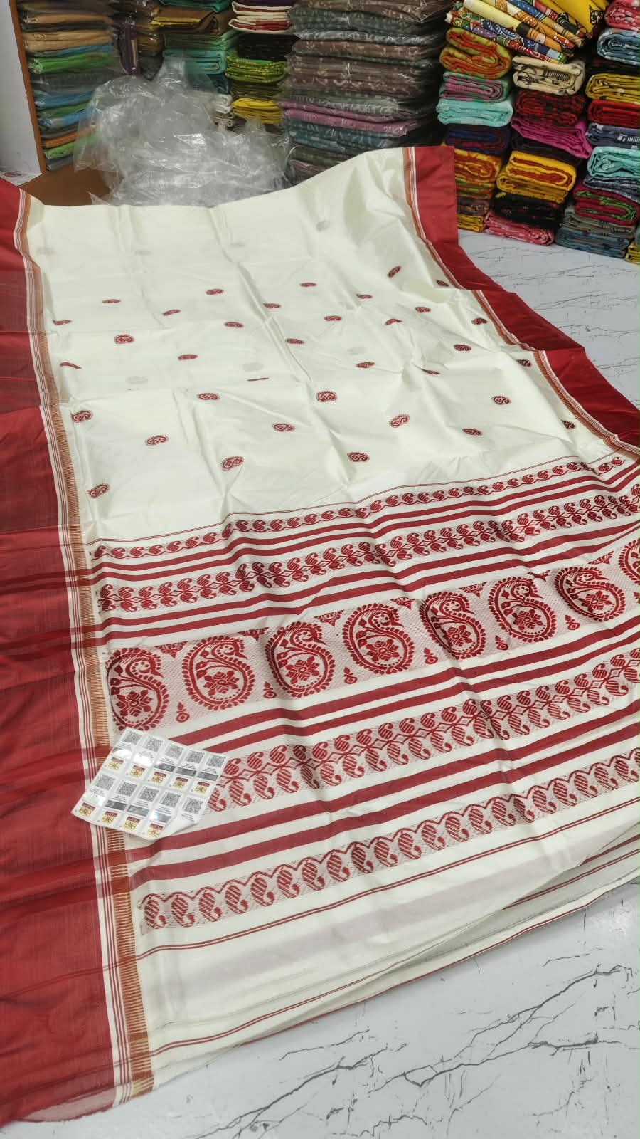 Traditional
gorod silk
No bp