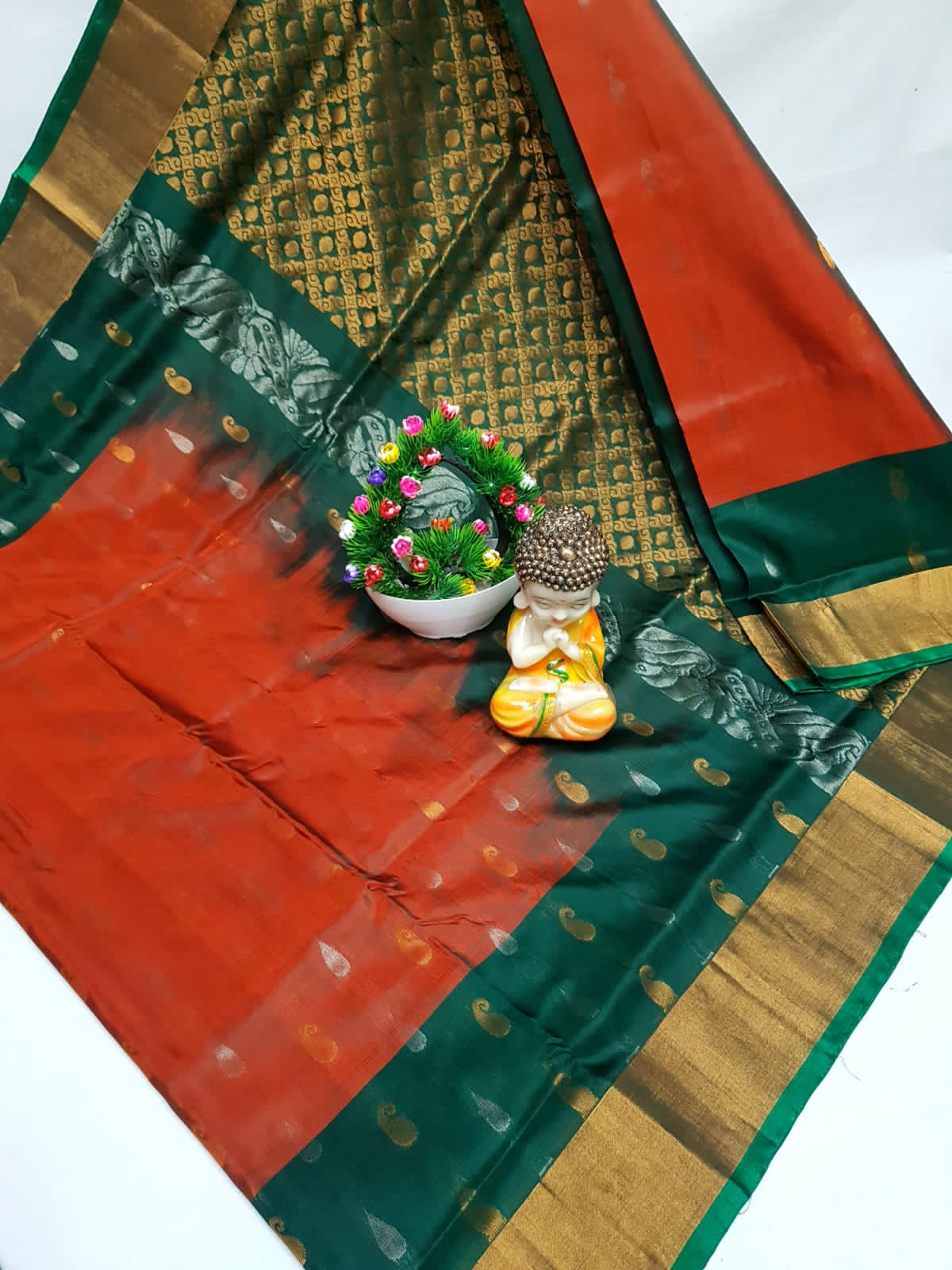 Urvita | Uppada Pattu Saree