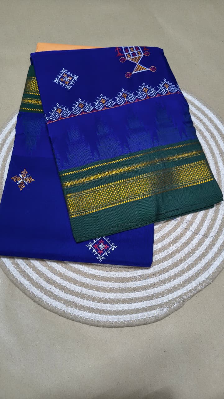 Material - Maserised cotton
Border - Temple border, Chikki Paras
Saree Name -kasuti saree
Pallu -Ilkal pallu top
Blouse -contrast
Saree length- 6.20