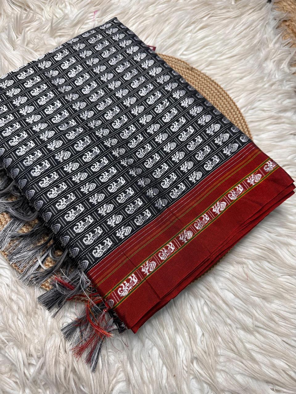 Material - viscos by cotton
Border - fancy culture border
Saree Name -Khana saree
Pallu -super tassel
Blouse -running
Handloom -no
Saree length- 5.8 to 6 mitre
These are powerloom Khana sarees with 72% cotton and 28% art cotton and rayon. All the sarees are with beautiful tassels.