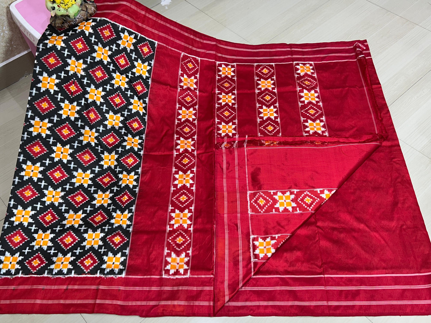 Tara | Telia Rumal Saree