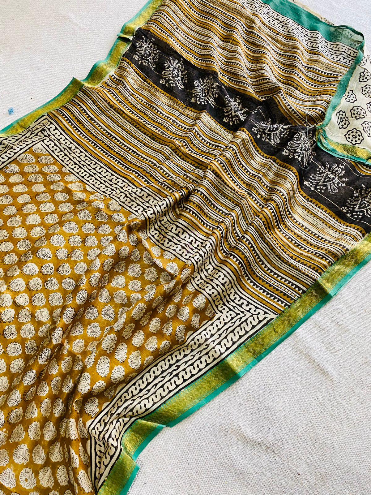 Let’s Wear #ethicallymade✅
🍁Beautifully Crafted Maheshwari Silk Saree collection🍁
Specially Designed in Bagru jahota rapid dabu hand block print
100% Natural Dye
Fabric : Maheshwari Silk
Length : 5.5 Meters
Blouse Piece : 0.90 Meter