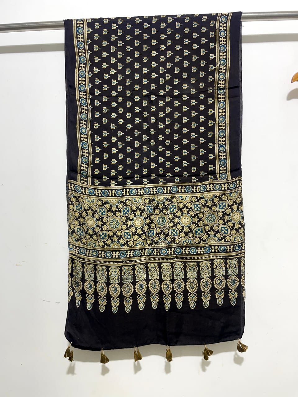 Aishani | Ajrakh Stole