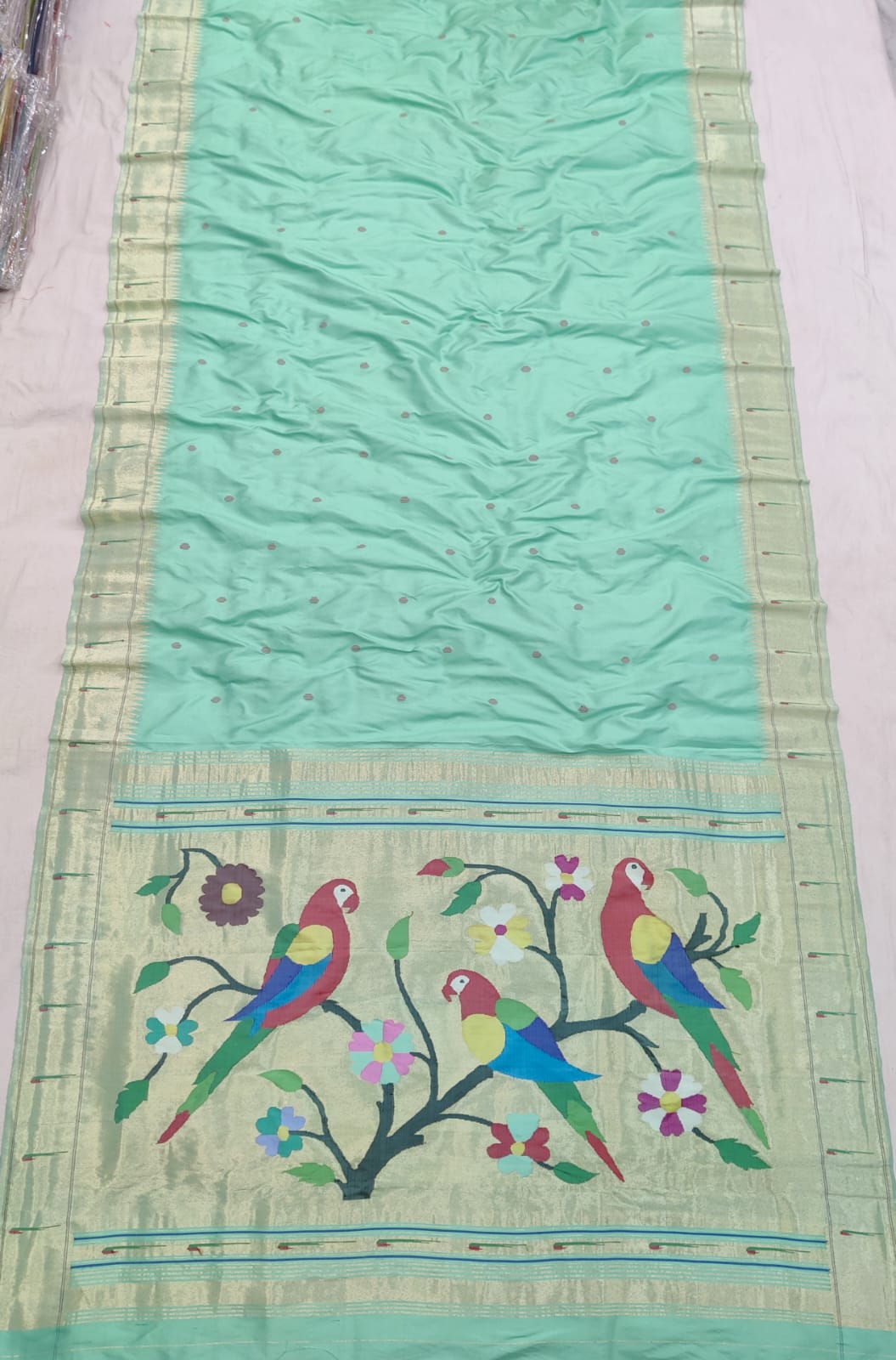 Ayoti | Ek Muniya Paithani Saree