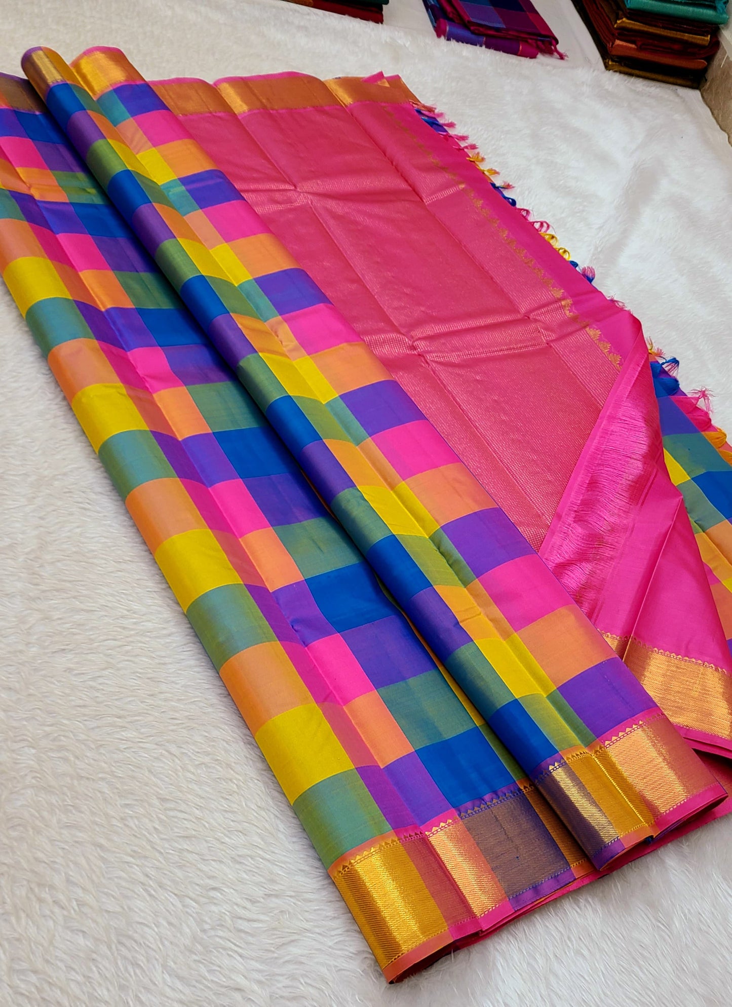 Kartika | 2G zari kanjeevaram saree